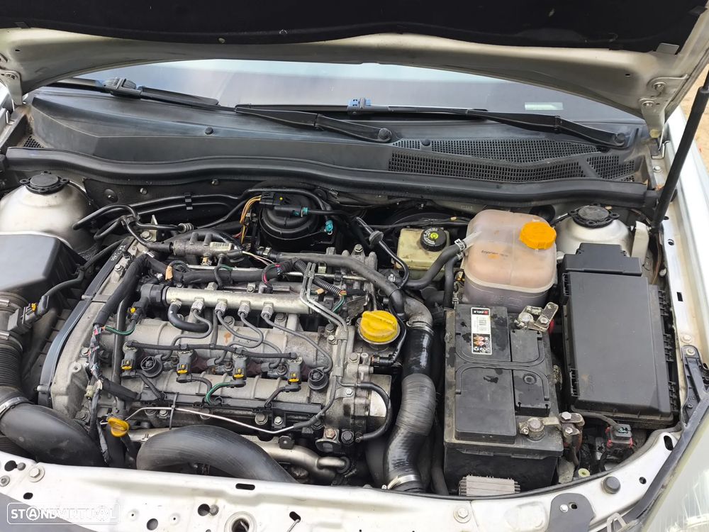 Opel Astra Caravan 1.9 CDTi Cosmo - 5