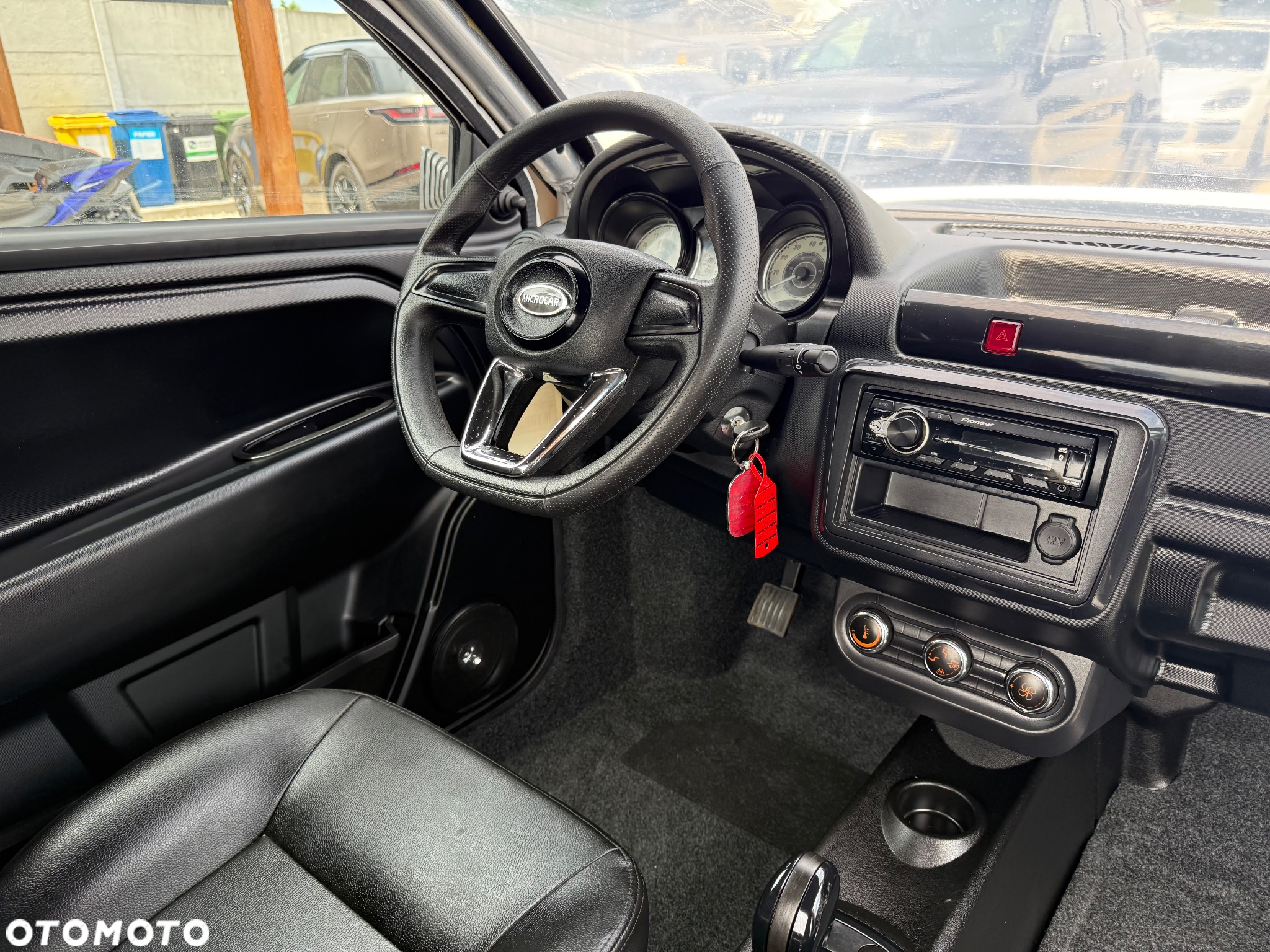 Microcar DUE - 15