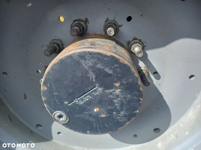 Felgi przód 16x34 Deutz Fahr Agrotron 7250TTV - 3