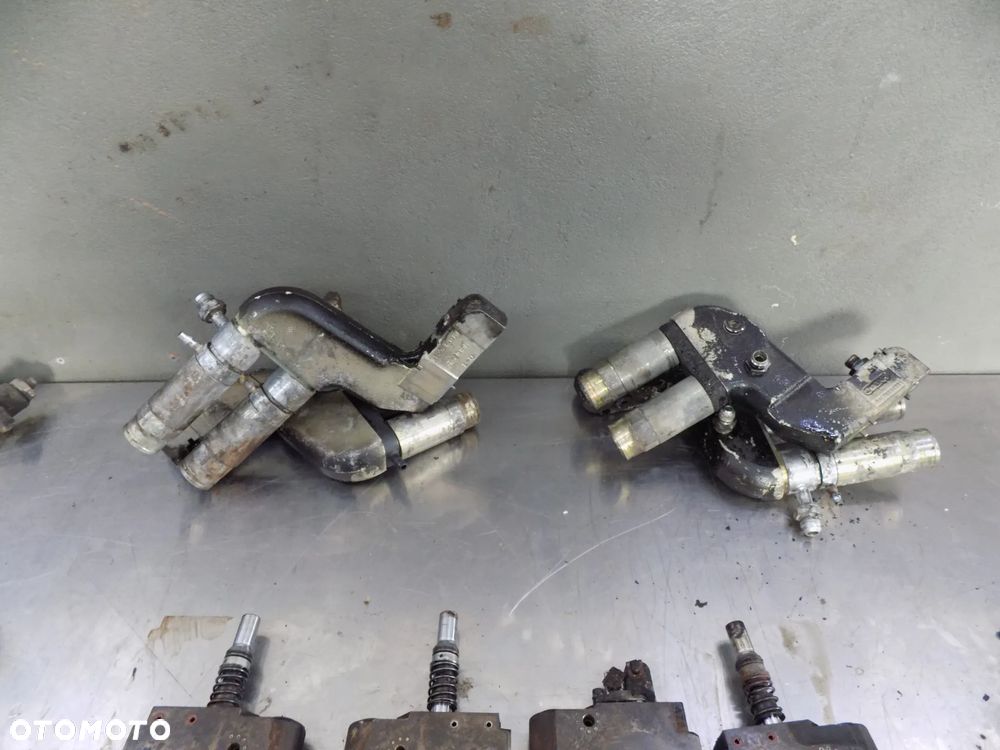 Massey Ferguson 6480 6465 6475 rozdzielacz hydrauliczny sekcja r917000875 - 1