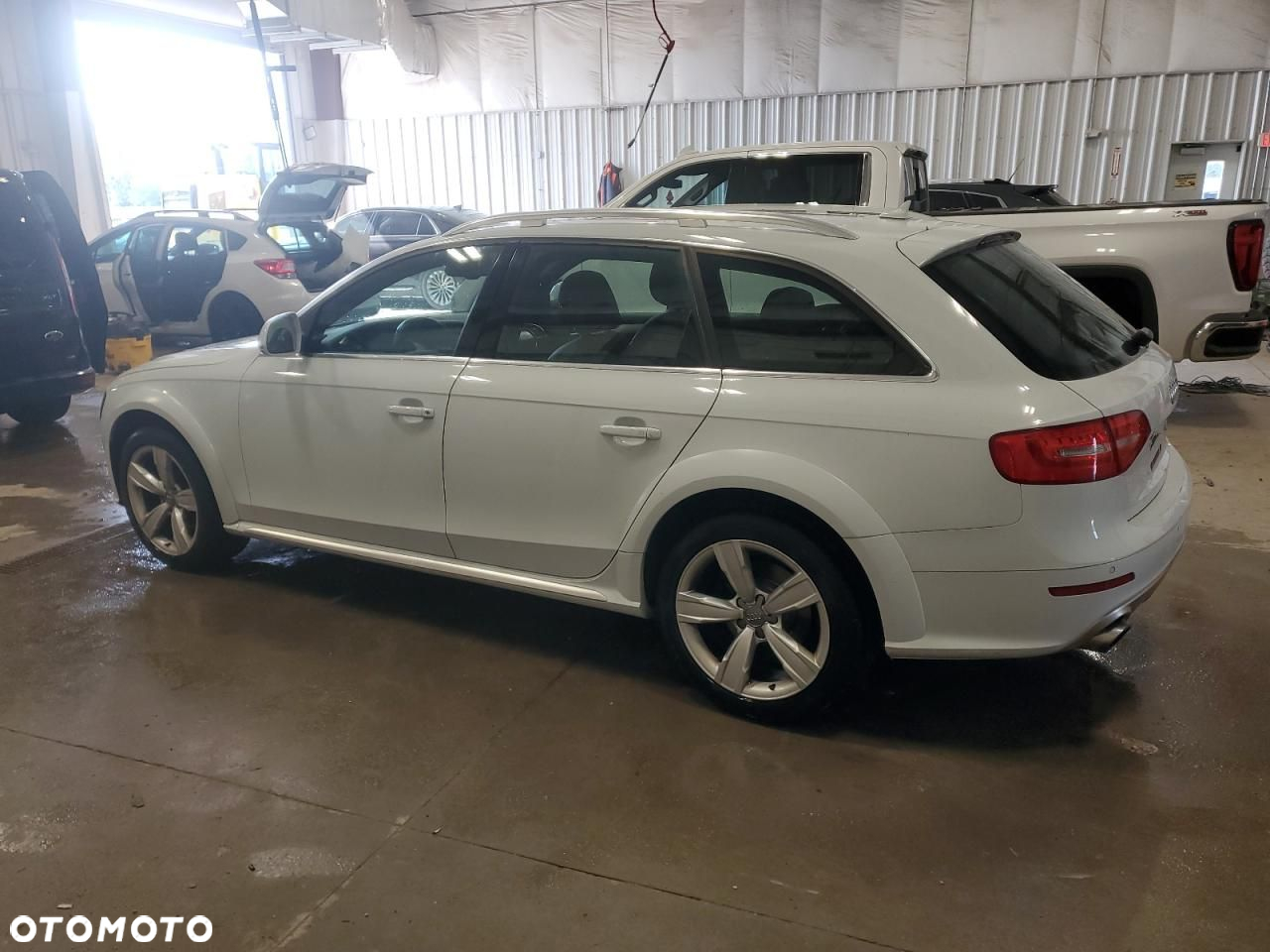 Audi A4 Allroad - 2