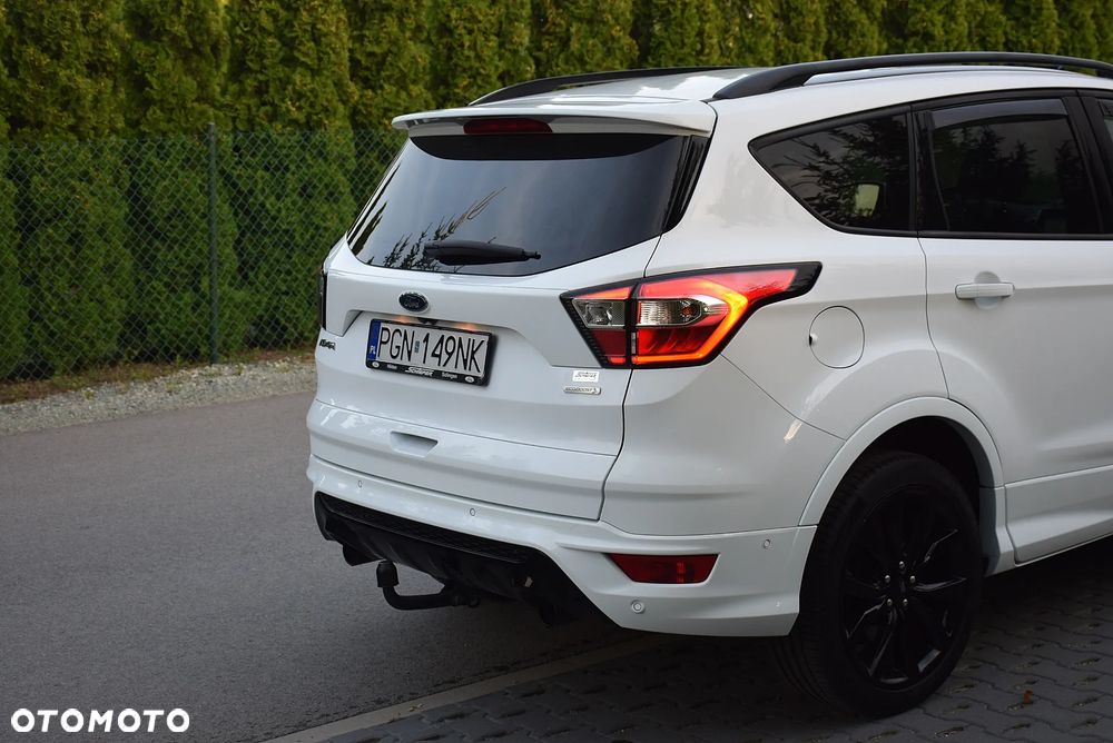 Ford Kuga 1.5 EcoBoost 2x4 Titanium - 10