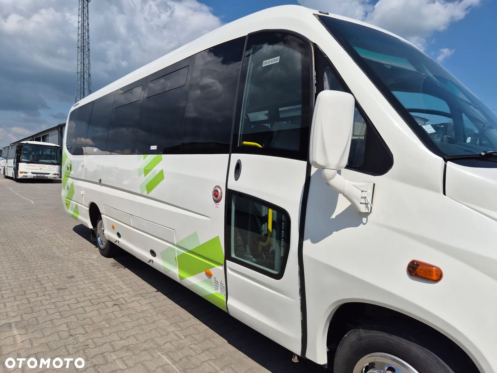 Mercedes-Benz VARIO FERQUI/ SPROWADZONY / MANUAL / KLIMA / E5 - 11