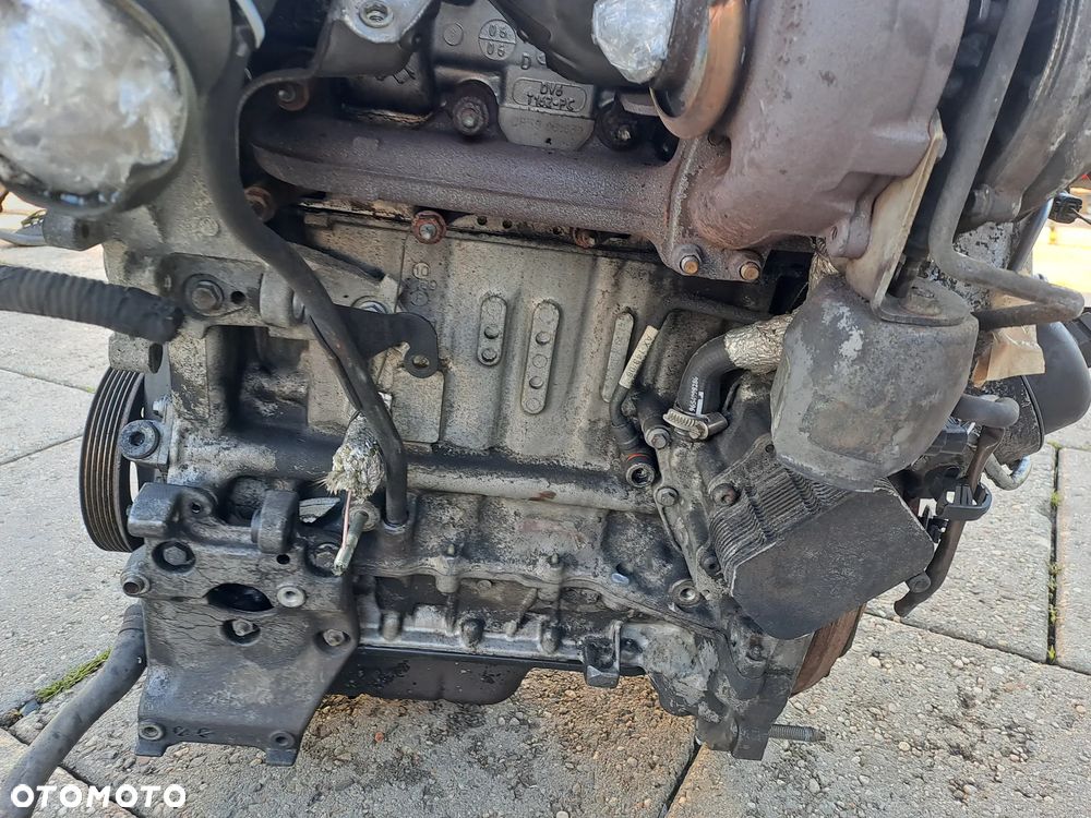 Citroen C4 1.6 HDi 109KM silnik kompletny kod 9HY 9HZ - 5