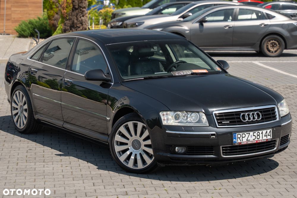 Audi A8 4.2 L Quattro - 7