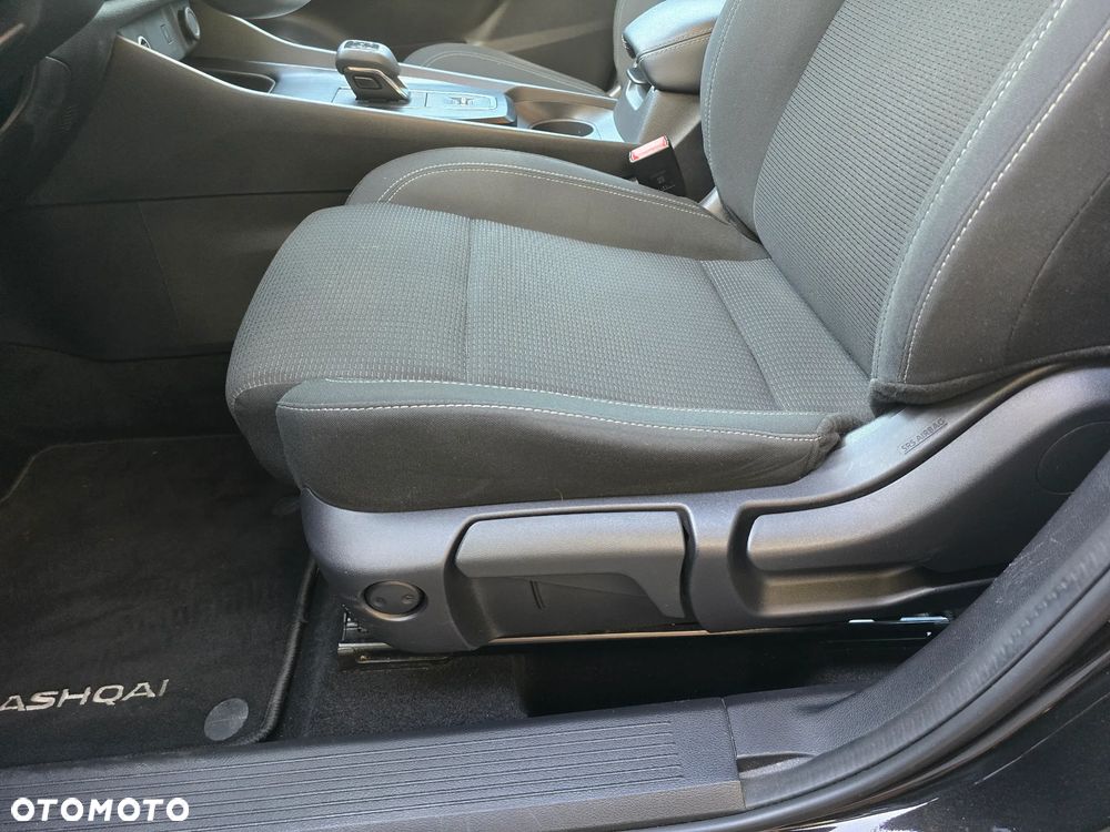Nissan Qashqai - 24