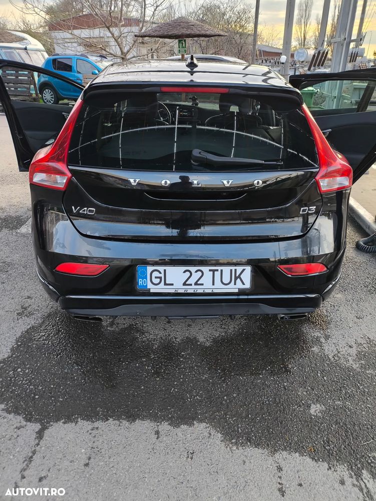 Volvo V40 D3 Momentum - 4