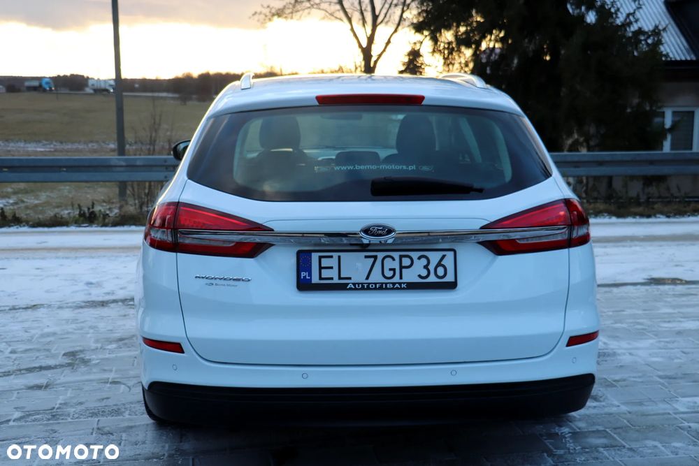 Ford Mondeo 2.0 TDCi Trend PowerShift - 9