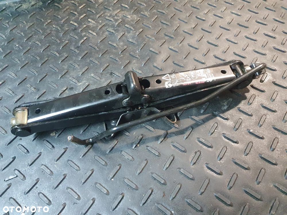 ZESTAW NAPRAWCZY KOŁA  LEWAREK 8200701589 RENAULT SCENIC II 07R - 1