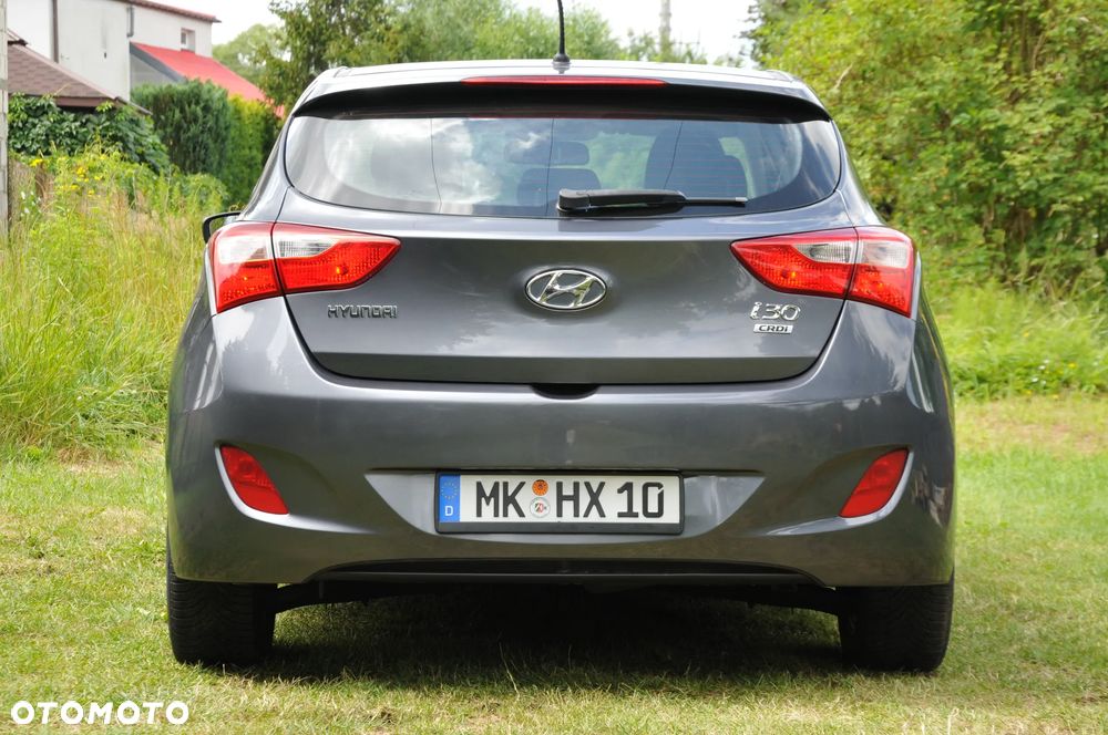 Hyundai i30 1.4 CRDi Classic + - 11
