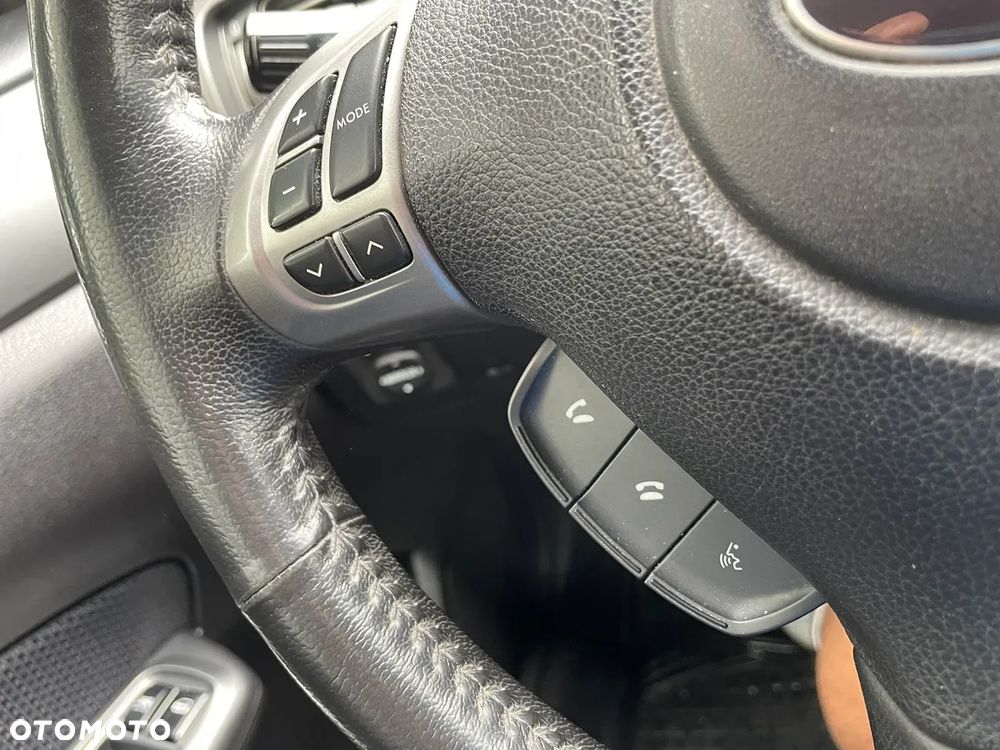 Subaru Forester 2.0X Exclusive - 22