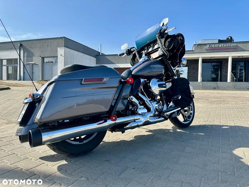 Harley-Davidson FLHXS Special - 8