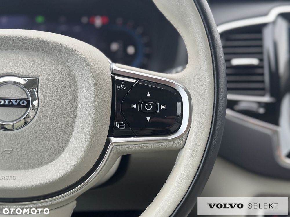 Volvo XC 90 - 13