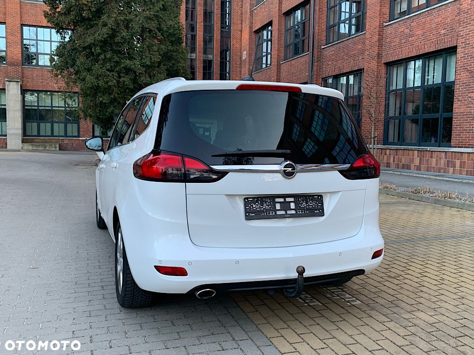 Opel Zafira - 13