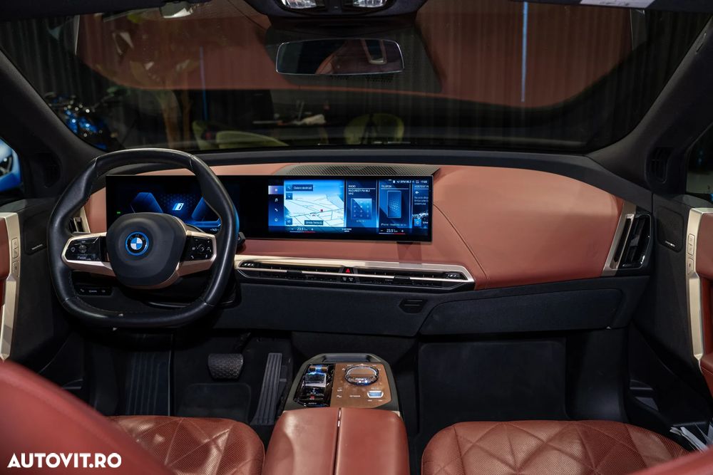 BMW iX xDrive40 - 7