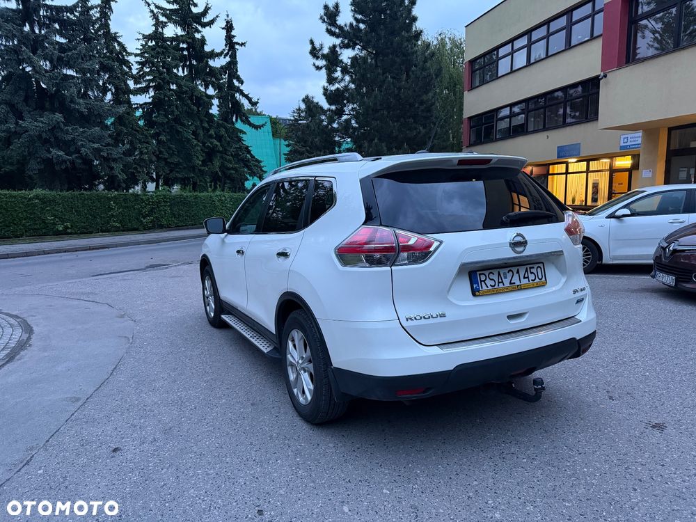 Nissan Rogue - 10