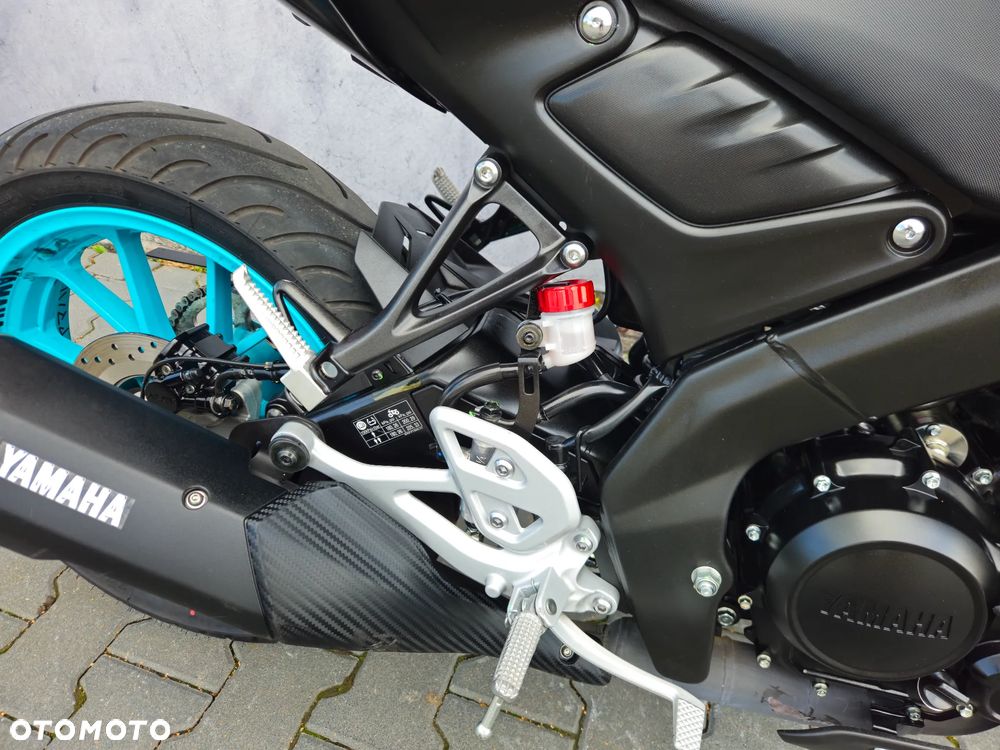 Yamaha MT - 27