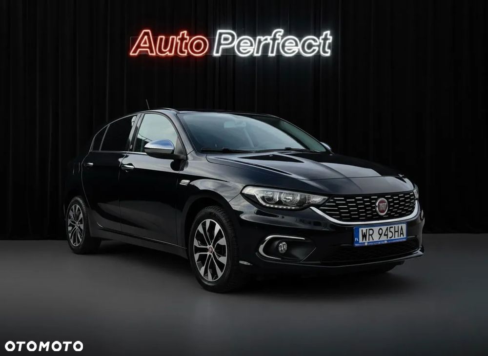 Fiat Tipo 1.4 T-Jet Lounge - 1