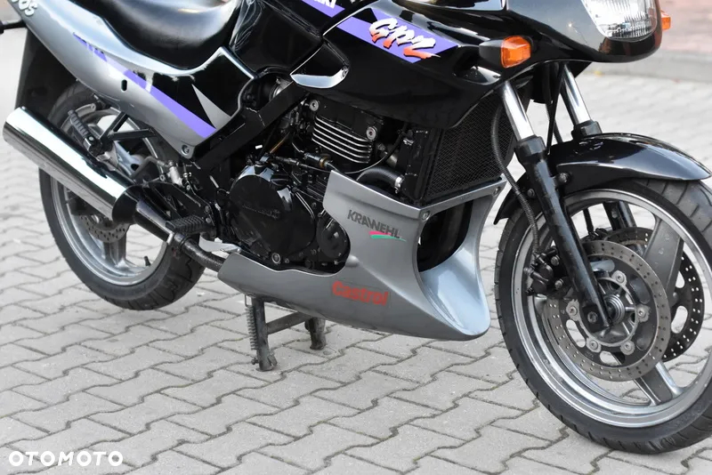Kawasaki GPZ - 6