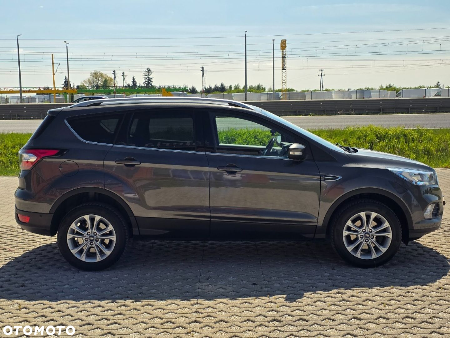 Ford Kuga - 37