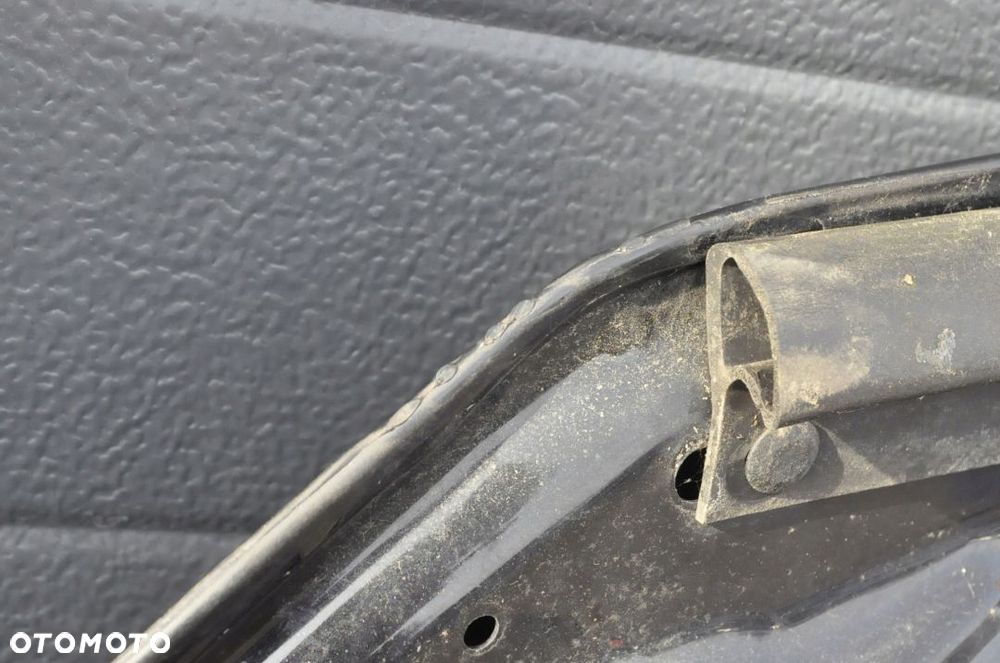 MASERATI GHIBLI III MASKA POKRYWA SILNIKA NERO 820 - 11