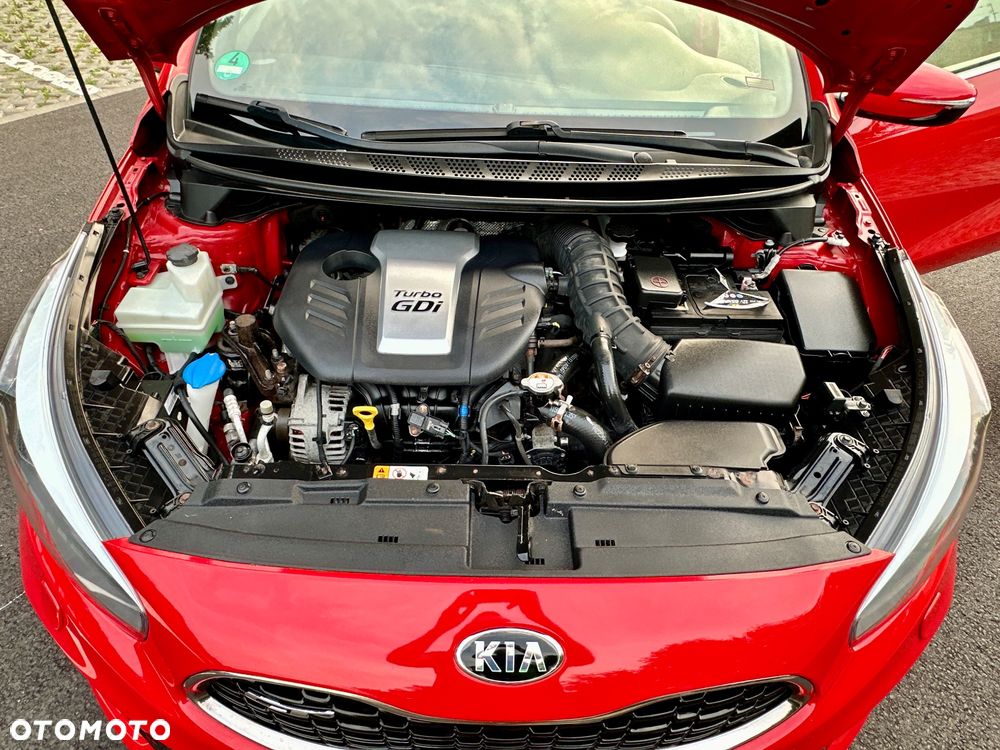 Kia Ceed 1.6 T-GDI GT L - 37