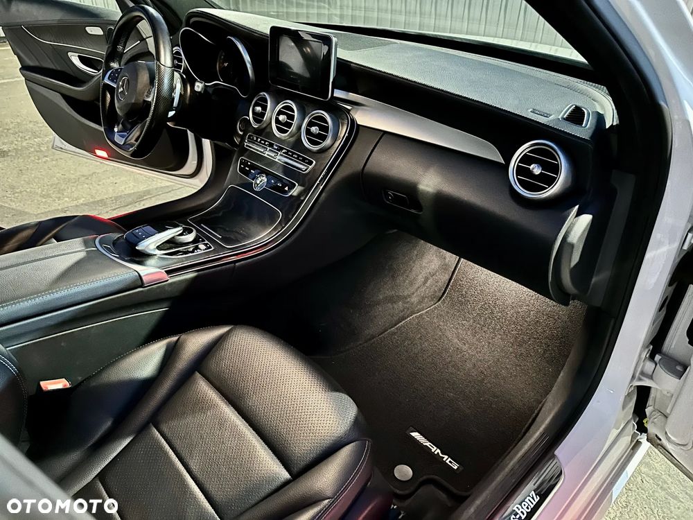 Mercedes-Benz Klasa C 200 4-Matic 7G-TRONIC - 13