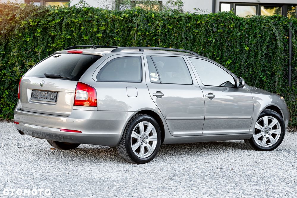Skoda Octavia 1.6 - 14