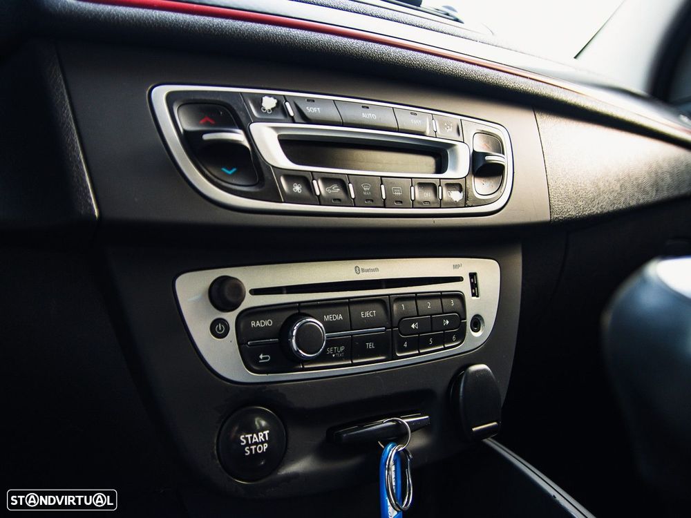 Renault Mégane Sport Tourer 1.5 dCi GT Line SS - 8