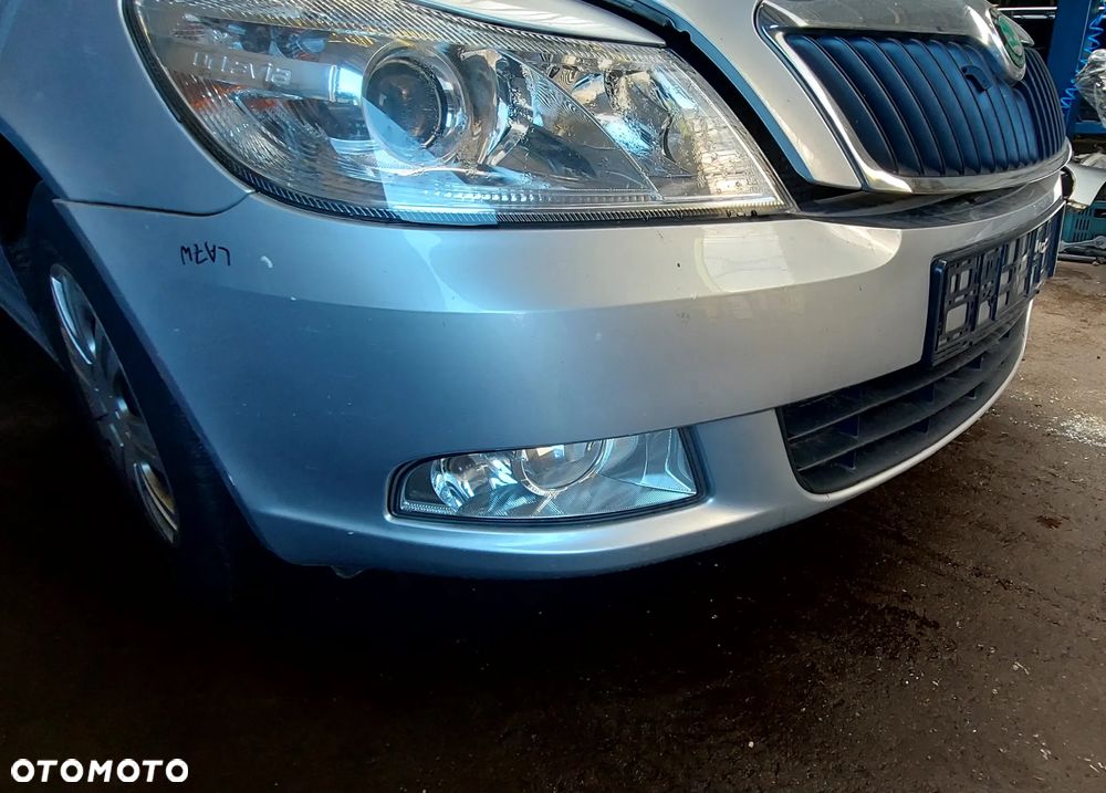 Skoda Octavia II Lift Zderzak Przód Przedni Kolor LA7W - 2