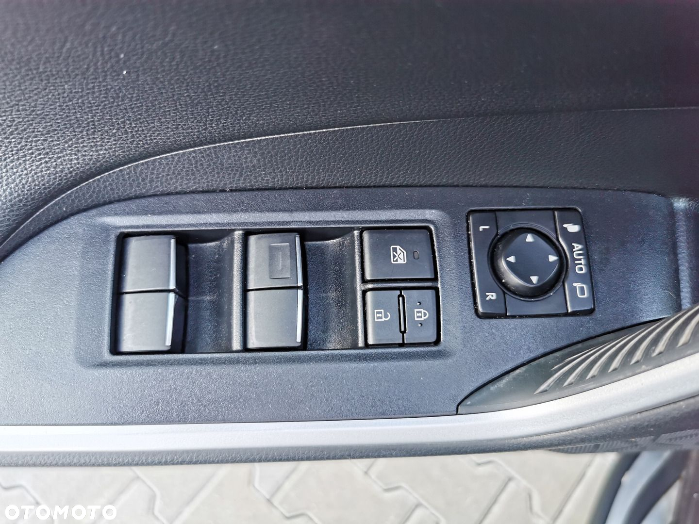 Toyota RAV4 2.5 Hybrid Selection 4x2 - 17