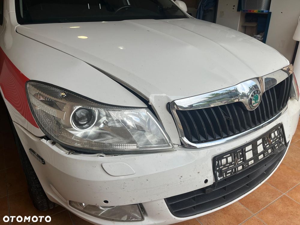 Skoda Octavia 2.0 TDI DPF 4x4 DSG Ambition - 3