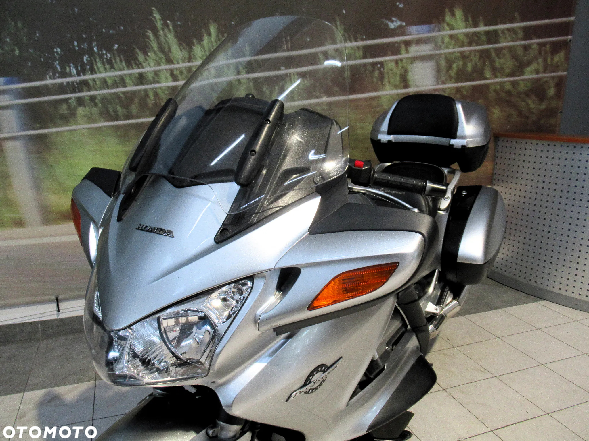 Honda ST - 8