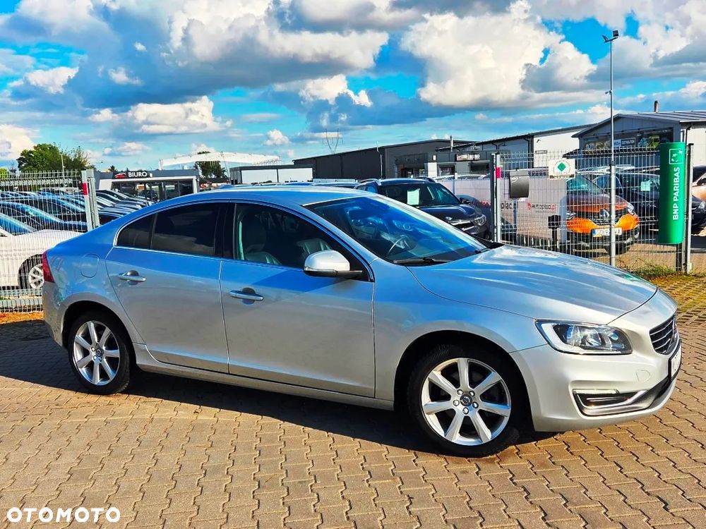 Volvo S60 D2 Drive-E Momentum - 5