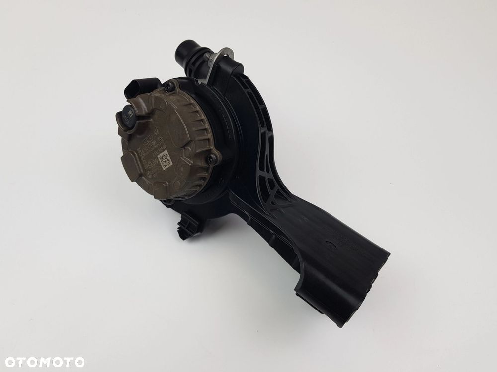 Dodatkowa Pompa Pompka wody BMW G20 X3 G01 2.0i 8651288 - 8