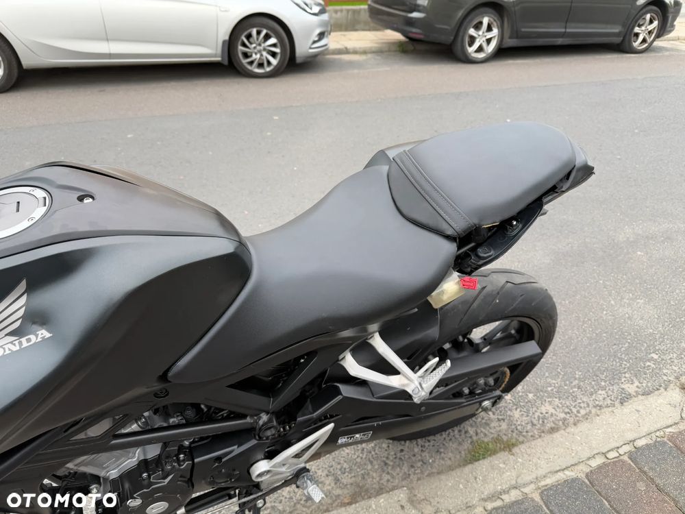 Honda CB - 24