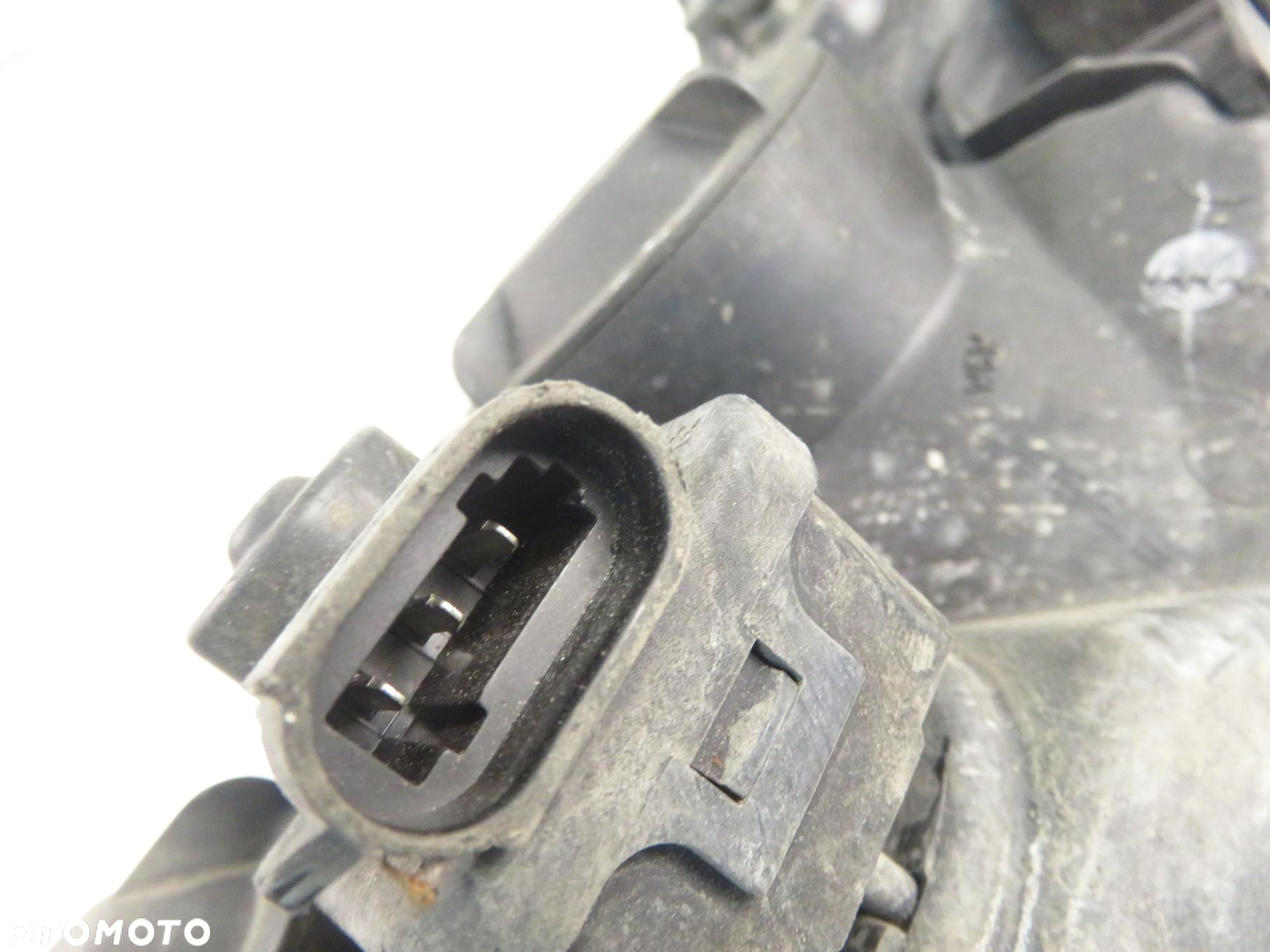 LAMPA PRAWA PRZEDNIA NISSAN ALMERA II (N16) 10016391 - 10