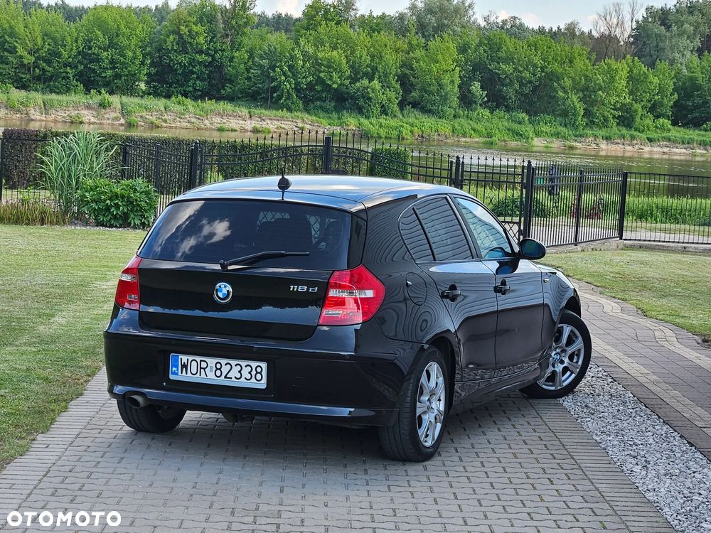BMW Seria 1 - 8