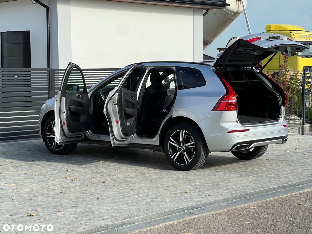 Volvo XC 60 D5 AWD R-Design - 12