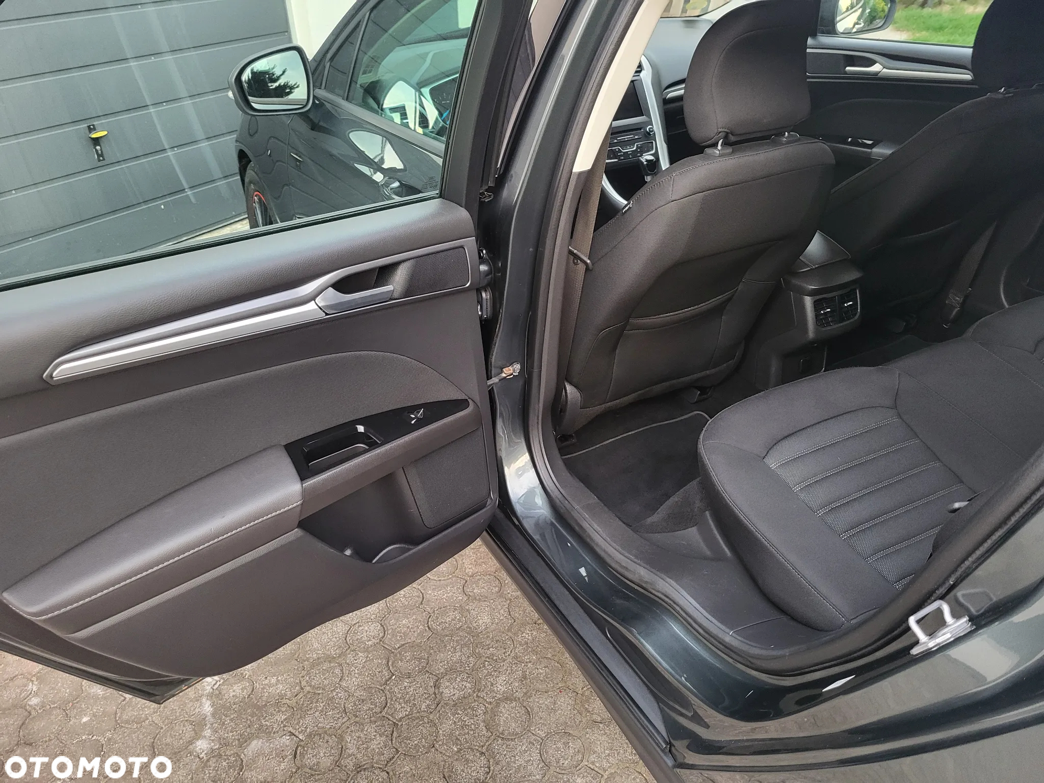 Ford Mondeo 2.0 EcoBlue Executive Plus - 22