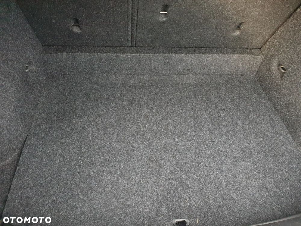 Volvo V40 D3 Inscription - 38