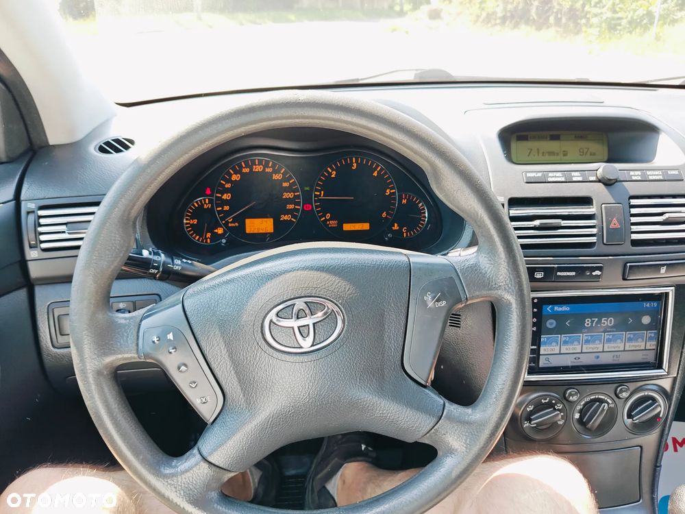Toyota Avensis 2.0 D-4D Prestige - 14