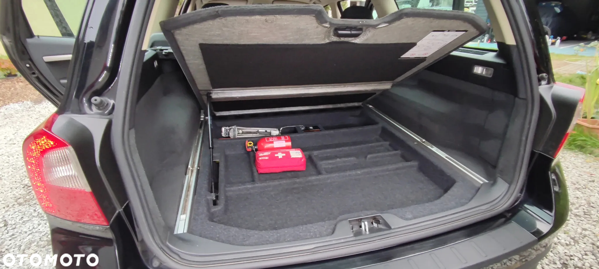 Volvo V70 2.0D Kinetic - 14