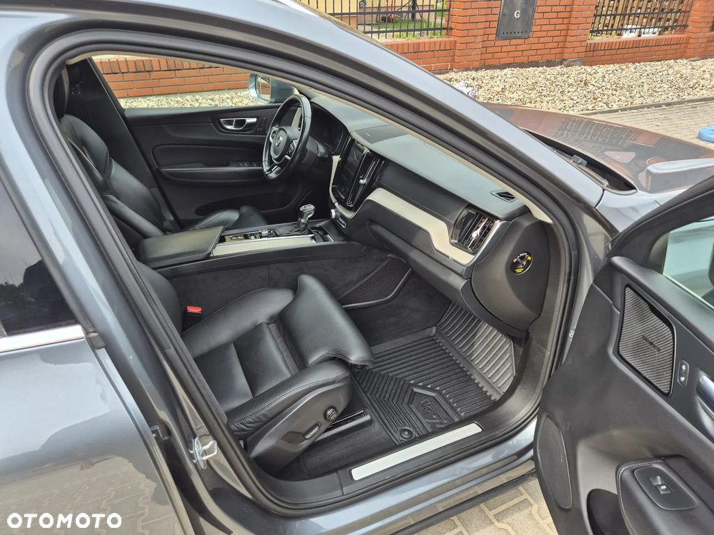 Volvo XC 60 D4 AWD Inscription - 32