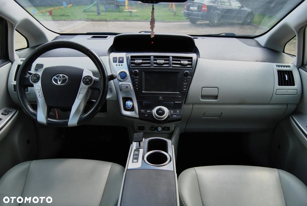 Toyota Prius+ 1.8 HSD Prestige - 9