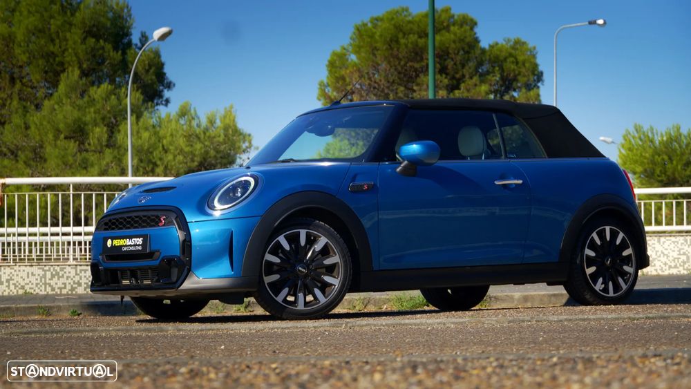 MINI Cabrio Cooper S Premium Classic Auto - 10
