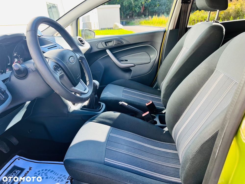 Ford Fiesta 1.25 Ambiente - 18