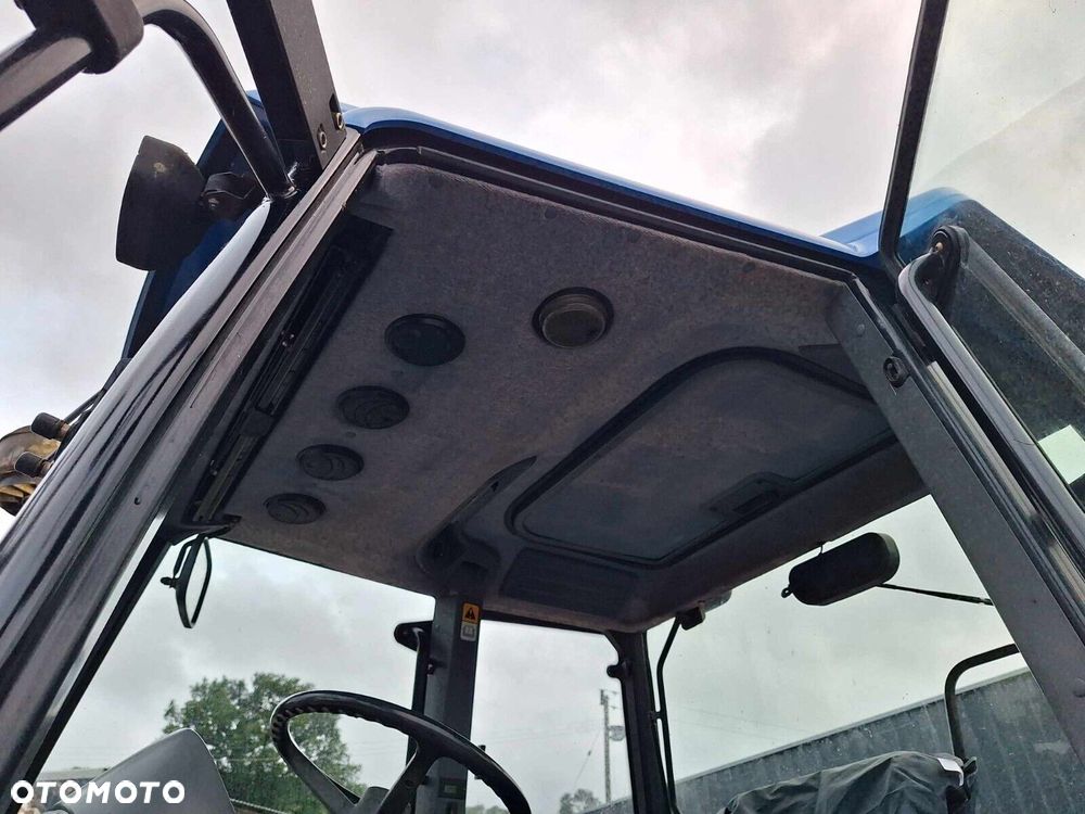 New Holland TS90, ciągnik turbo i ładowarka 2003 SLDP dobre opony poręczne - 10