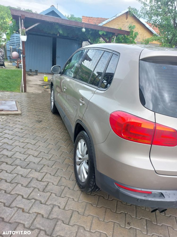 Volkswagen Tiguan - 4