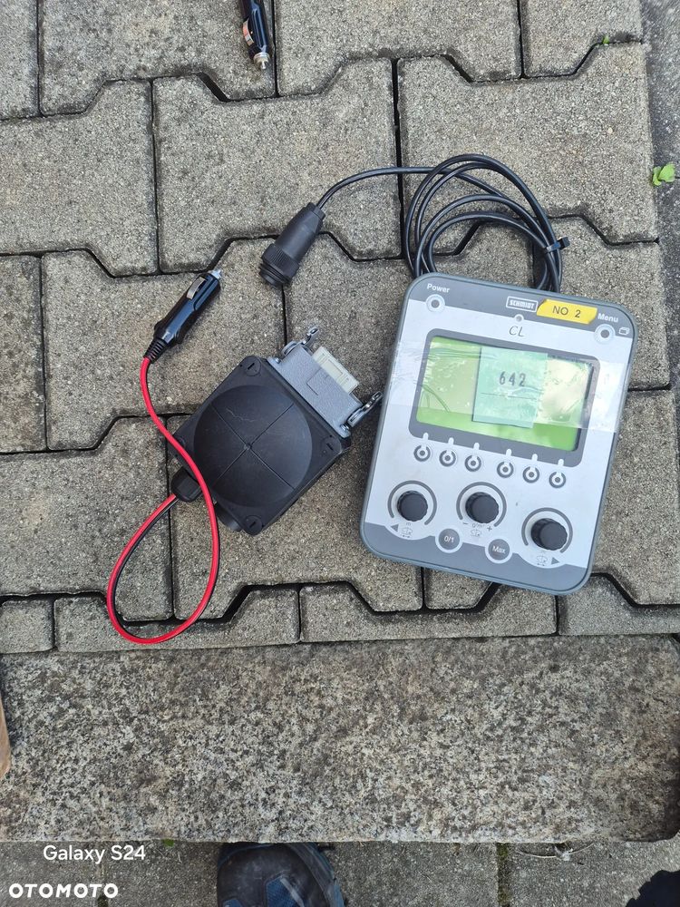 Piaskarka Schmidt Stratos na Unimoga przyczepa - 10